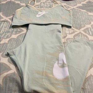 Nike leggings set